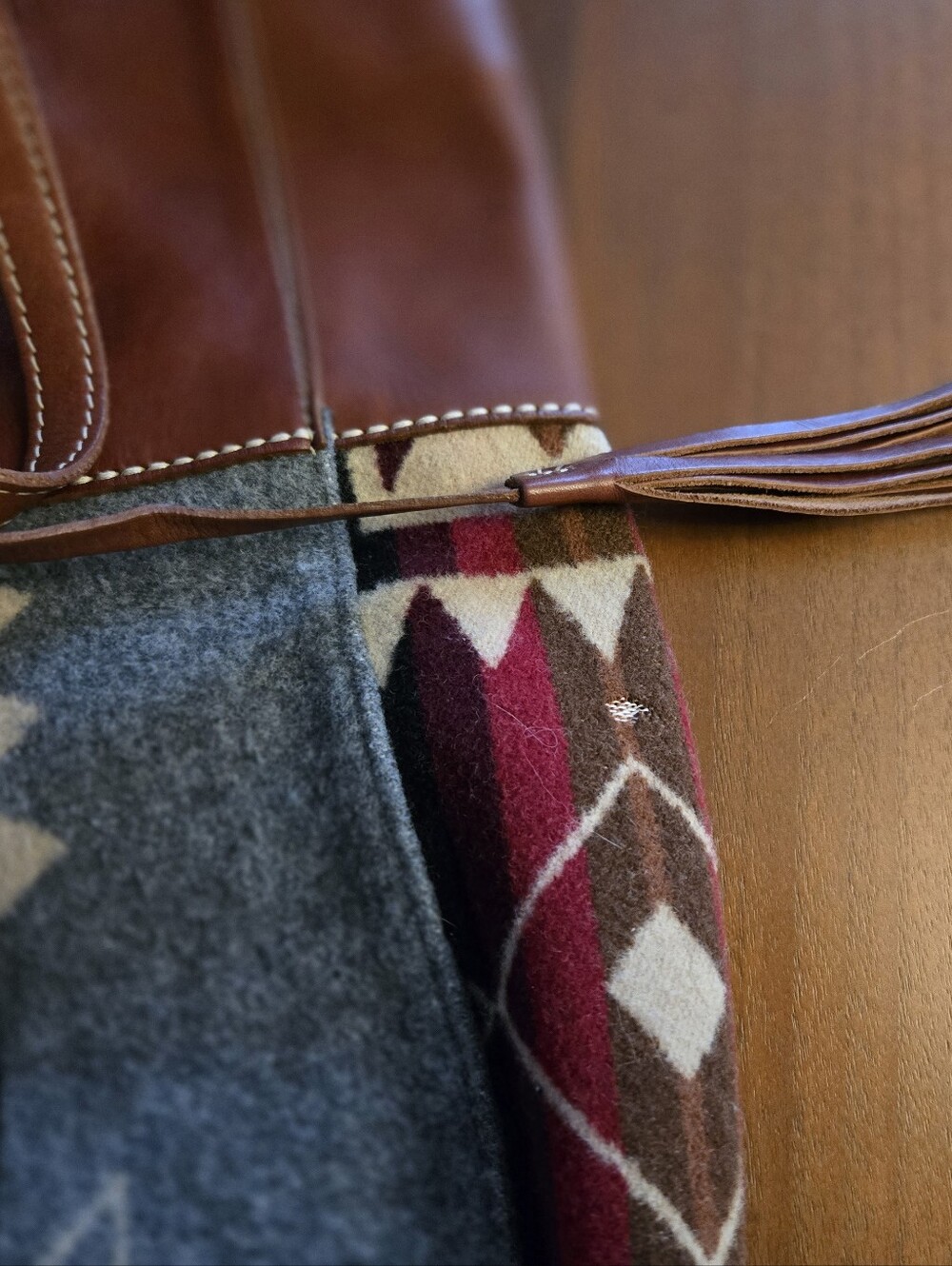 *RARE* Only One On FB - Pendleton X Roots 2015 Collection Horween Tote Bag... - Picture 11 of 12
